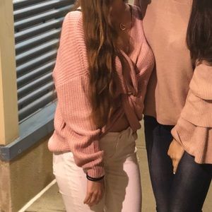 Versatile Cross front sweater